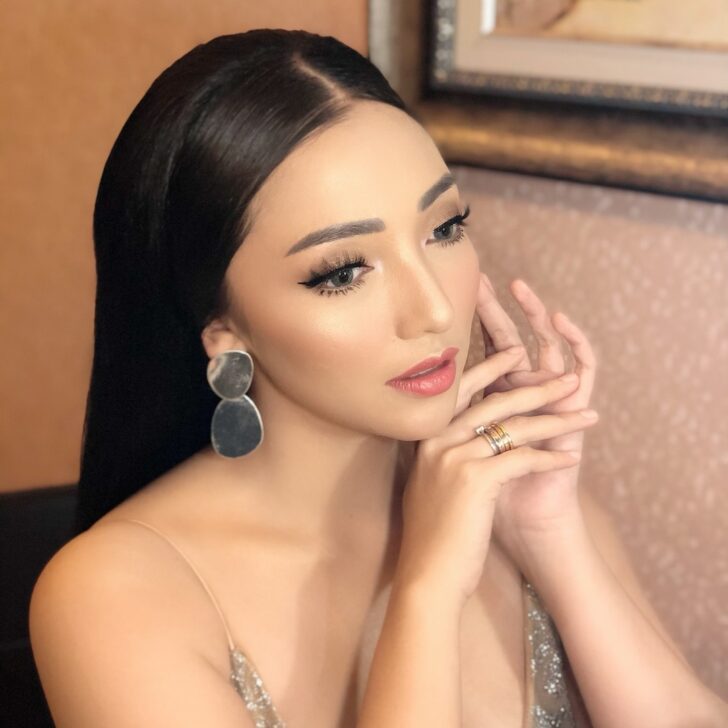 Manda Cello | Most Beautiful Indonesian Women